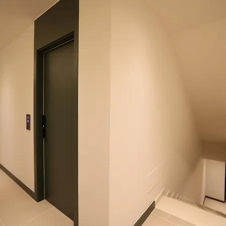 Amber Village Hotel Spille