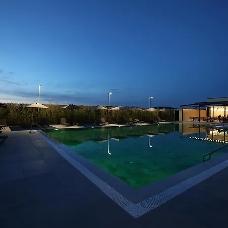 Hotel Amber Village Spille