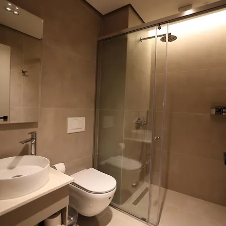 Amber Village Отель Спилле