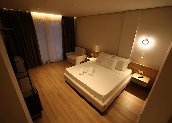 Amber Village * 스필