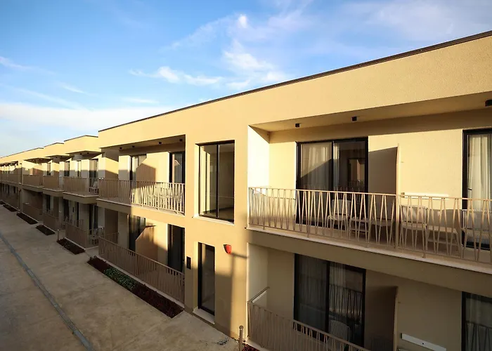 Amber Village 호텔 스필