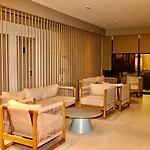 Amber Village * سبيل