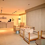 Amber Village فندق