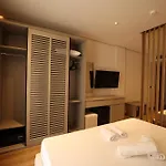 فندق Amber Village