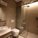 Amber Village فندق سبيل
