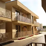 فندق Amber Village