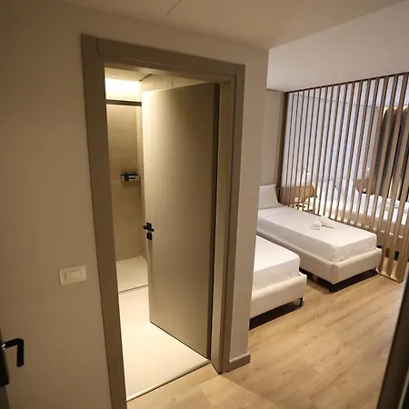 Amber Village * Spille