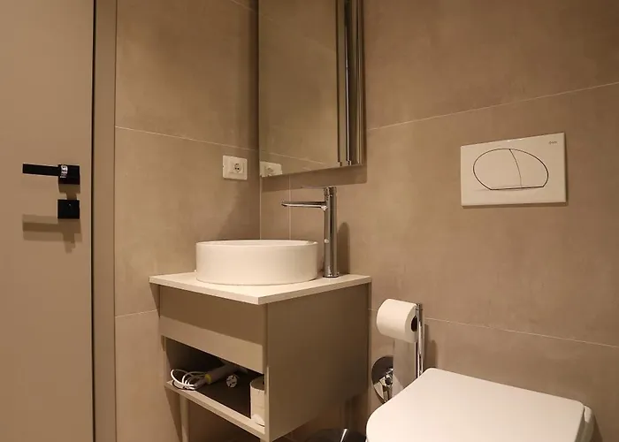 Hotel Amber Village Spille