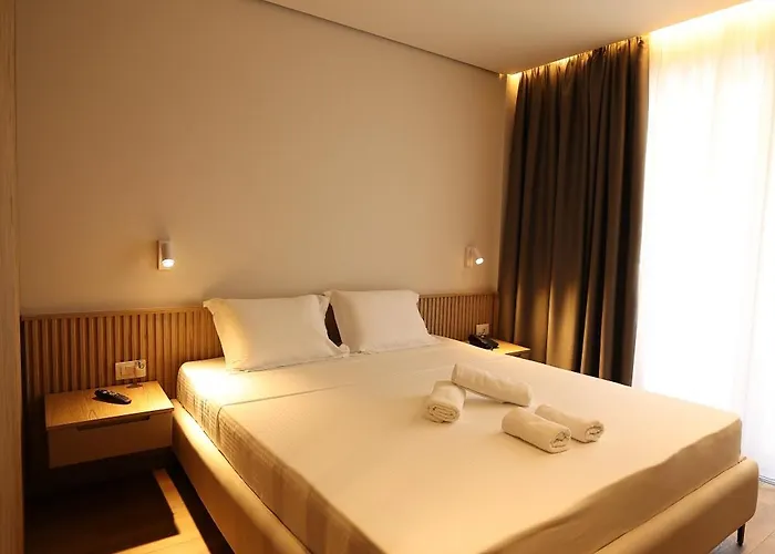 Amber Village 斯比勒